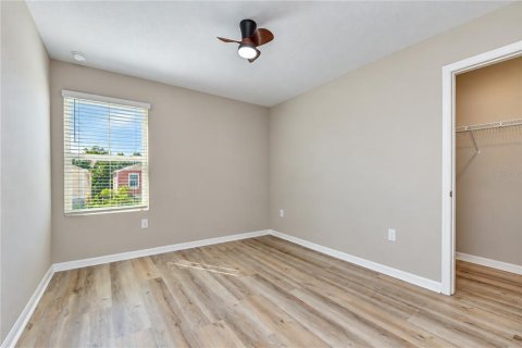 House in Riverview, Florida 4 bedrooms, 206.8 sq.m. № 2418389 - photo 20
