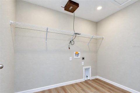 House in Riverview, Florida 4 bedrooms, 206.8 sq.m. № 2418389 - photo 26