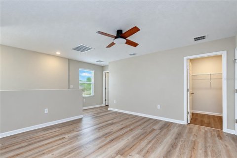 House in Riverview, Florida 4 bedrooms, 206.8 sq.m. № 2418389 - photo 15