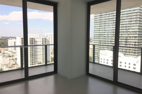 Condominio en venta en Miami, Florida, 2 dormitorios, 107.3 m2 № 1985601 - foto 9