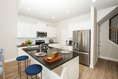 Adosado en alquiler en Merrit Island, Florida, 3 dormitorios, 151.99 m2 № 1658254 - foto 1