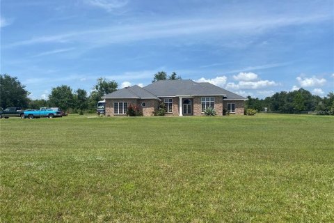 House in Kissimmee, Florida 3 bedrooms, 290.69 sq.m. № 1563735 - photo 3
