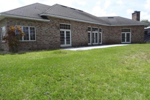 House in Kissimmee, Florida 3 bedrooms, 290.69 sq.m. № 1563735 - photo 16