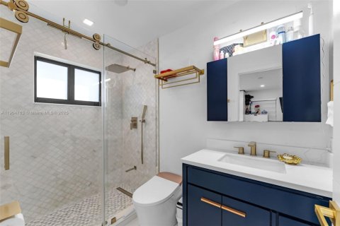 Снять в аренду виллу или дом в Суитуотер, Флорида 4 спальни, 132.48м2, № 1955230 - фото 6