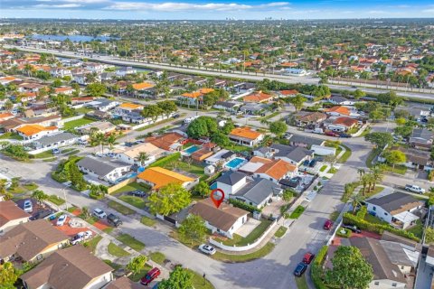 Снять в аренду виллу или дом в Суитуотер, Флорида 4 спальни, 132.48м2, № 1955230 - фото 19