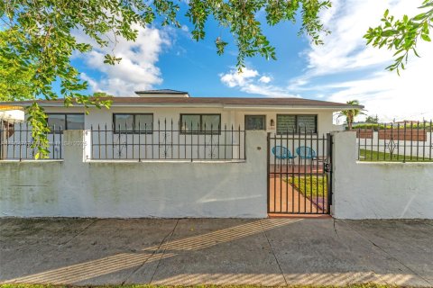 Снять в аренду виллу или дом в Суитуотер, Флорида 4 спальни, 132.48м2, № 1955230 - фото 11