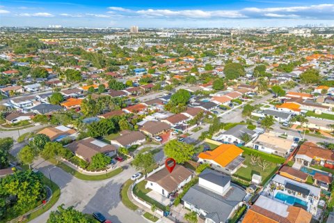 Снять в аренду виллу или дом в Суитуотер, Флорида 4 спальни, 132.48м2, № 1955230 - фото 18