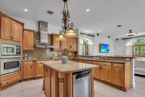 Villa ou maison à vendre à Miami, Floride: 4 chambres, 356.84 m2 № 1956757 - photo 22