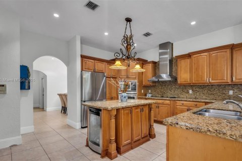 Villa ou maison à vendre à Miami, Floride: 4 chambres, 356.84 m2 № 1956757 - photo 29