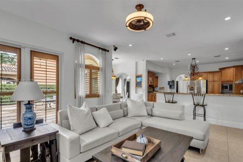 Villa ou maison à vendre à Miami, Floride: 4 chambres, 356.84 m2 № 1956757 - photo 25