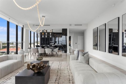 Condominio en venta en Miami, Florida, 3 dormitorios, 300.35 m2 № 2036045 - foto 9