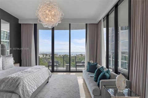 Condominio en venta en Miami, Florida, 3 dormitorios, 300.35 m2 № 2036045 - foto 22