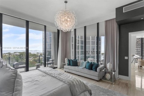 Condominio en venta en Miami, Florida, 3 dormitorios, 300.35 m2 № 2036045 - foto 23