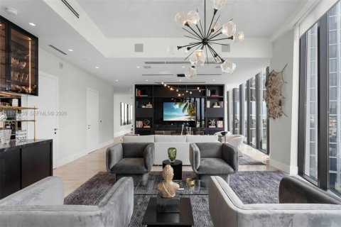 Condominio en venta en Miami, Florida, 3 dormitorios, 300.35 m2 № 2036045 - foto 15