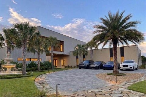 Casa en Thonotosassa, Florida 5 dormitorios, 585.28 m2 № 2377645