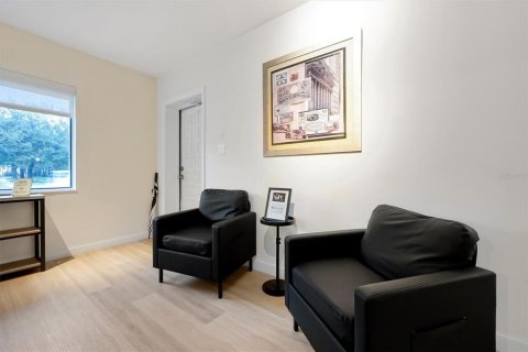 Immobilier commercial à vendre à Orlando, Floride: 198.25 m2 № 2415096 - photo 12