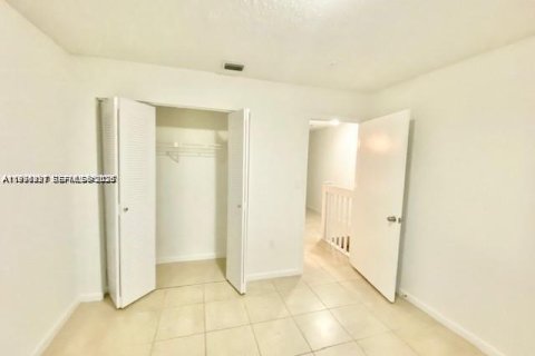 Condominio en alquiler en Fort Lauderdale, Florida, 2 dormitorios, 95.88 m2 № 2058238 - foto 17