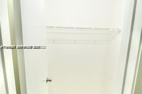 Condominio en alquiler en Fort Lauderdale, Florida, 2 dormitorios, 95.88 m2 № 2058238 - foto 14