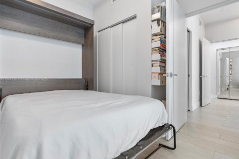 Снять в аренду кондоминиум в Майами, Флорида 2 спальни, 131.74м2, № 1990413 - фото 30