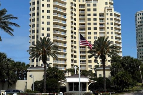 Copropriété à vendre à Clearwater, Floride: 3 chambres, 212.56 m2 № 1678152 - photo 1