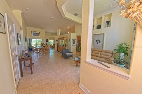 Casa en venta en Saint Petersburg, Florida, 3 dormitorios, 195.84 m2 № 1893747 - foto 3