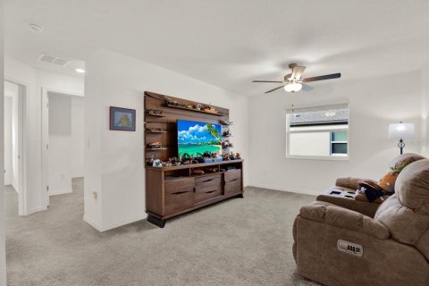 Touwnhouse à vendre à Land O' Lakes, Floride: 3 chambres, 172.89 m2 № 2205430 - photo 15