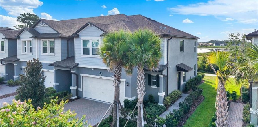 Touwnhouse à Land O' Lakes, Floride 3 chambres, 172.89 m2 № 2205430