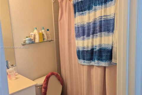 Купить таунхаус в Мирамар, Флорида 4 спальни, 168.62м2, № 2014357 - фото 11