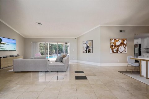 House in Palm Harbor, Florida 5 bedrooms, 305.37 sq.m. № 2166793 - photo 5
