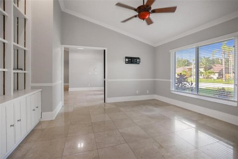 House in Palm Harbor, Florida 5 bedrooms, 305.37 sq.m. № 2166793 - photo 17