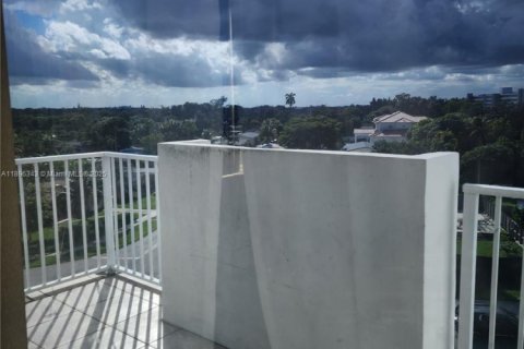 Apartment in Miami, Florida 2 bedrooms, 119.94 sq.m. № 1950122 - photo 2