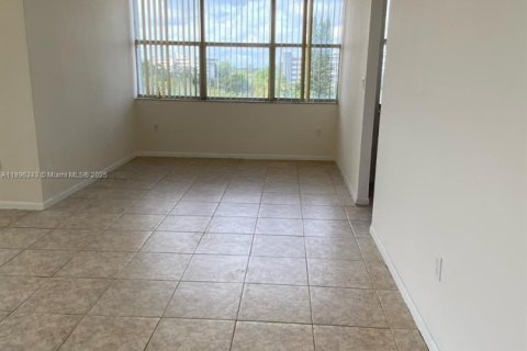 Apartment in Miami, Florida 2 bedrooms, 119.94 sq.m. № 1950122 - photo 16