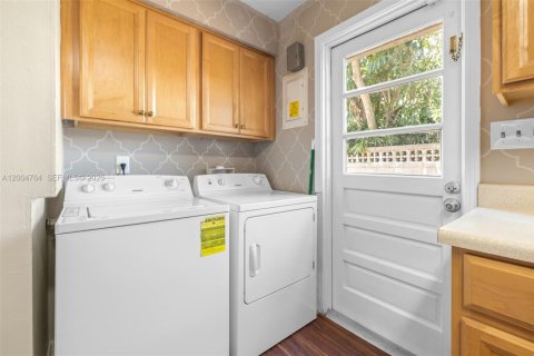 House in Tampa, Florida 3 bedrooms № 2068650 - photo 20