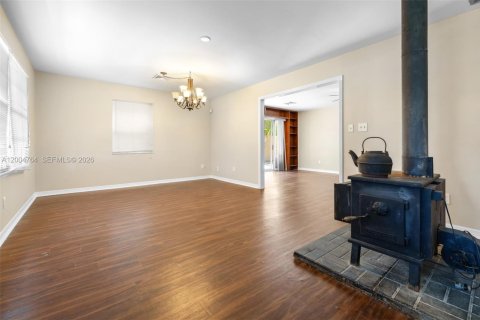 House in Tampa, Florida 3 bedrooms № 2068650 - photo 5