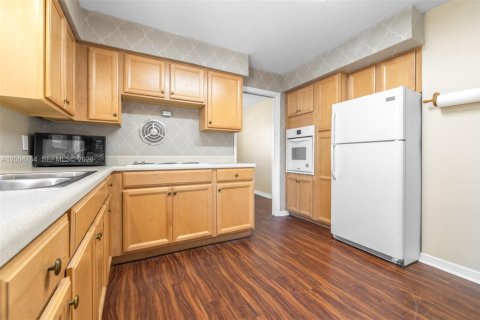 House in Tampa, Florida 3 bedrooms № 2068650 - photo 18