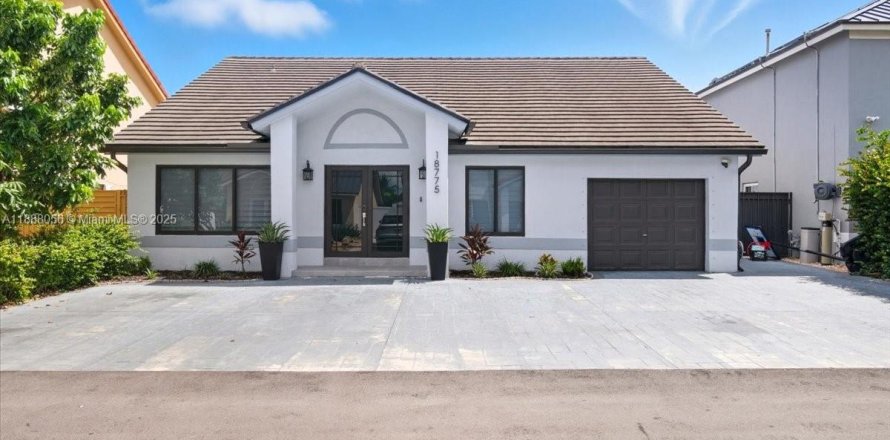 Casa en Hialeah, Florida 3 dormitorios, 175.03 m2 № 1942225