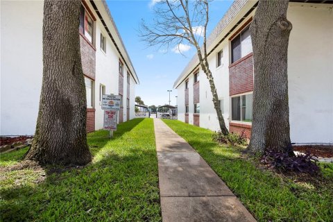 Condominio en venta en South Daytona, Florida, 2 dormitorios, 75.25 m2 № 1834979 - foto 25