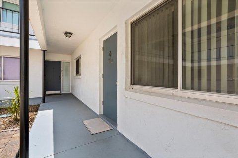 Condominio en venta en South Daytona, Florida, 2 dormitorios, 75.25 m2 № 1834979 - foto 4