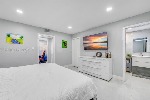 Condominio en venta en Miami, Florida, 2 dormitorios, 95.69 m2 № 2001996 - foto 15