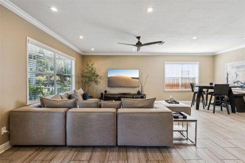 Villa ou maison à vendre à Orlando, Floride: 3 chambres, 175.77 m2 № 2149464 - photo 11