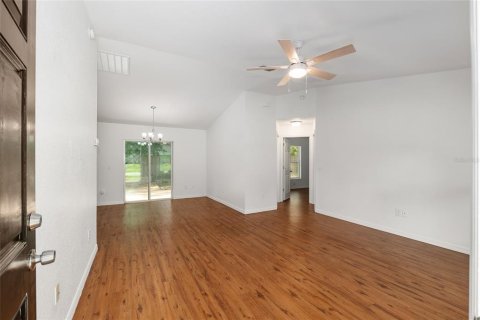 House in Ocala, Florida 3 bedrooms, 109.44 sq.m. № 1798101 - photo 5
