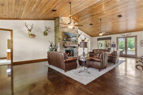 Casa en venta en Eustis, Florida, 4 dormitorios, 257.25 m2 № 1778151 - foto 7