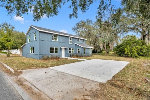 Casa en venta en Tavares, Florida, 4 dormitorios, 210.7 m2 № 2229896 - foto 2