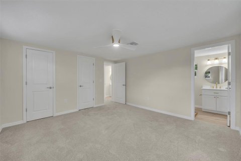 Casa en venta en Tavares, Florida, 4 dormitorios, 210.7 m2 № 2229896 - foto 30