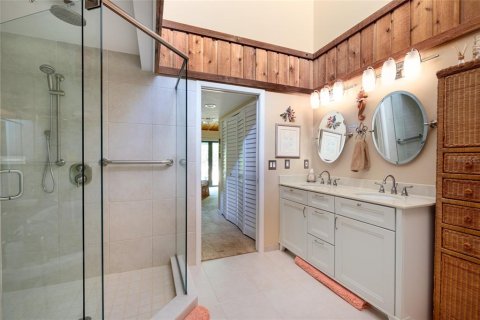 Condo in Treasure Island, Florida, 2 bedrooms  № 1785537 - photo 8