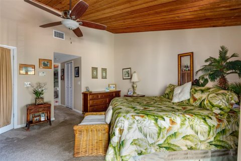 Condo in Treasure Island, Florida, 2 bedrooms  № 1785537 - photo 6