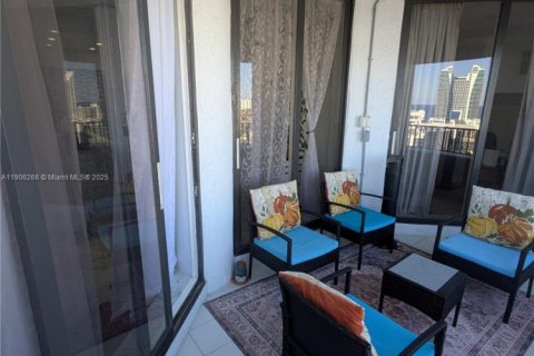 Copropriété à louer à Hallandale Beach, Floride: 2 chambres, 155.8 m2 № 1957172 - photo 26