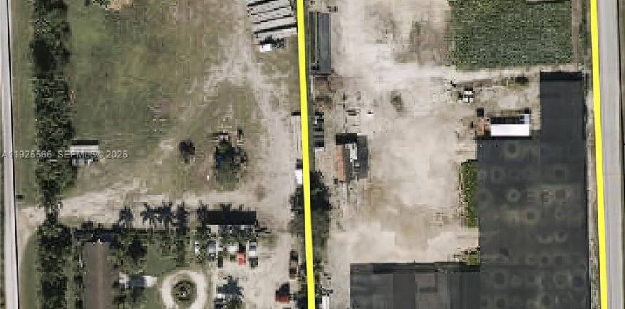 Коммерческая недвижимость в Майами, Флорида № 1989901