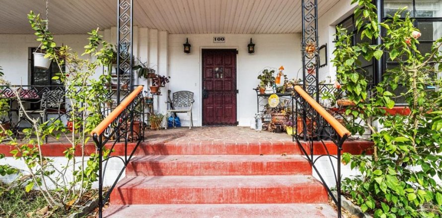Villa ou maison à Crystal River, Floride 2 chambres, 167.04 m2 № 1826956