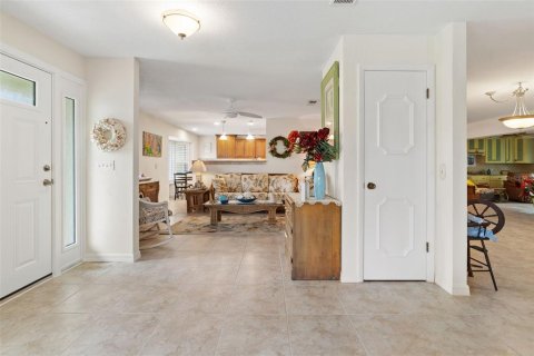 House in Belleair Beach, Florida 2 bedrooms, 238.11 sq.m. № 1687623 - photo 9